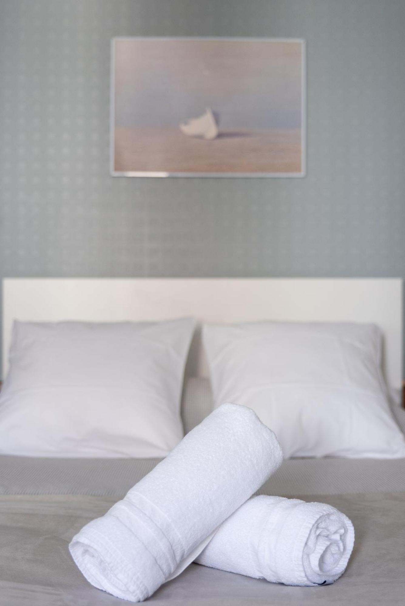 Hotel Ty Ru Riec-sur-Belon Екстер'єр фото